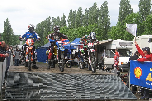 img00013.jpg