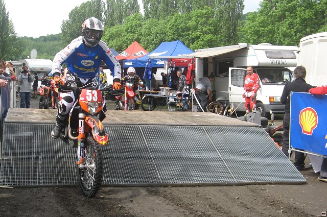 img00014.jpg