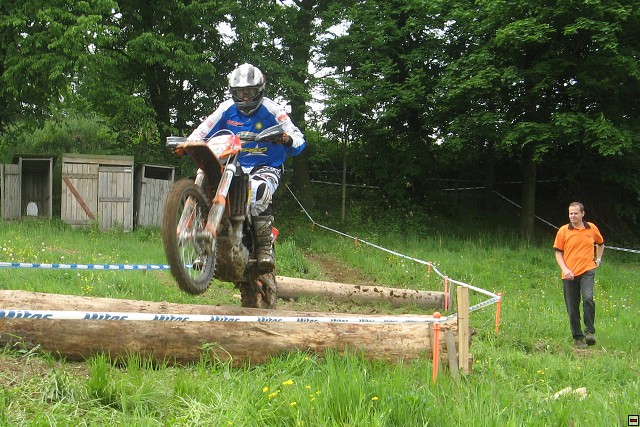 img00017.jpg