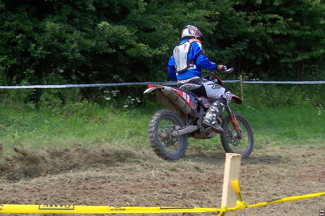 img00027.jpg