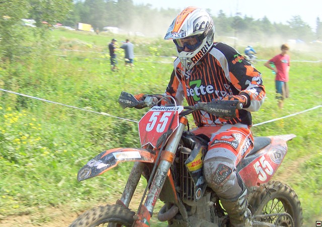 img00017.jpg
