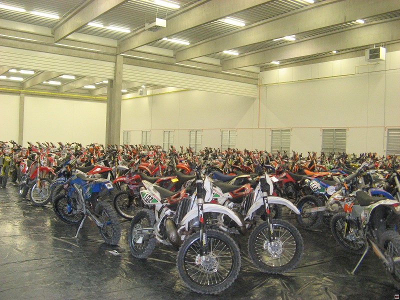 img00002.jpg