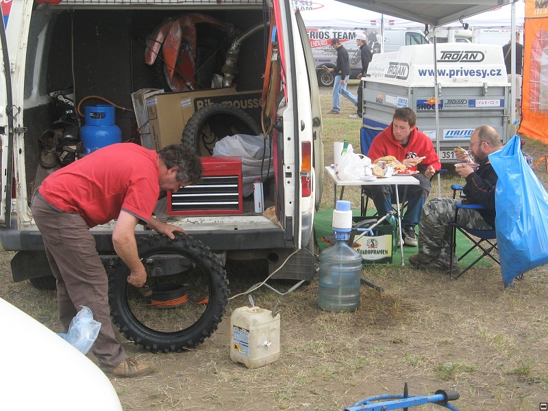 img00009.jpg