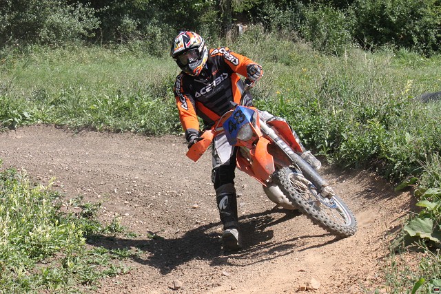 img00007.jpg