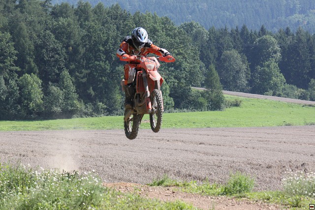 img00014.jpg