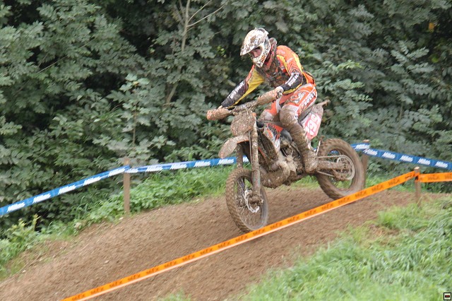 img00032.jpg