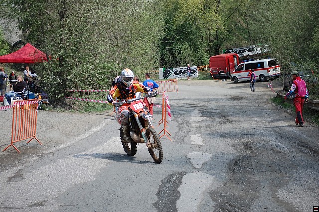 img00020.jpg