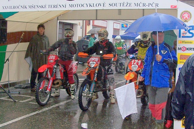 img00004.jpg