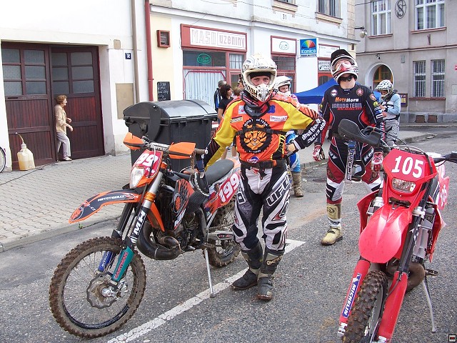 img00008.jpg