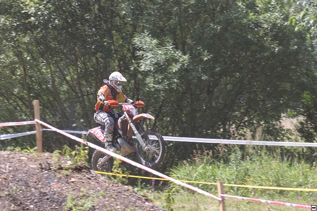 img00004.jpg