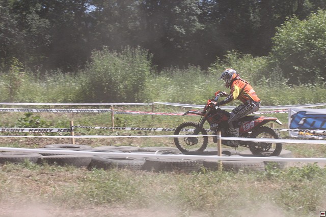 img00011.jpg