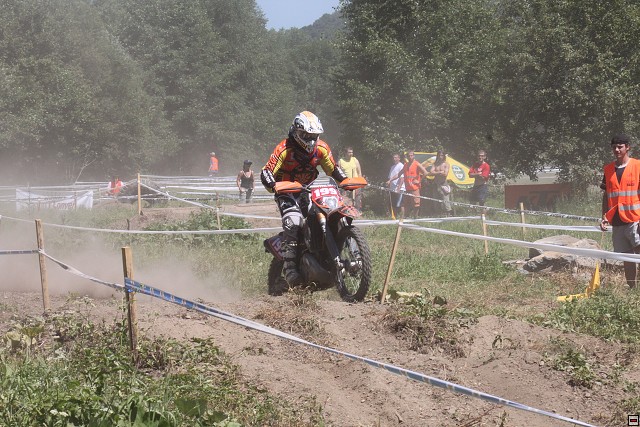 img00012.jpg