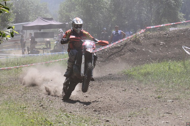 img00022.jpg