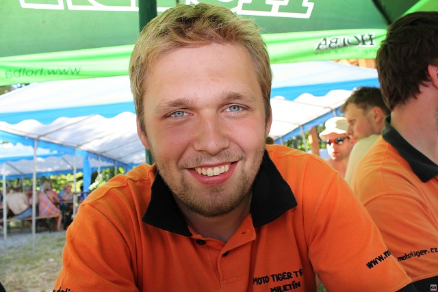 img00033.jpg