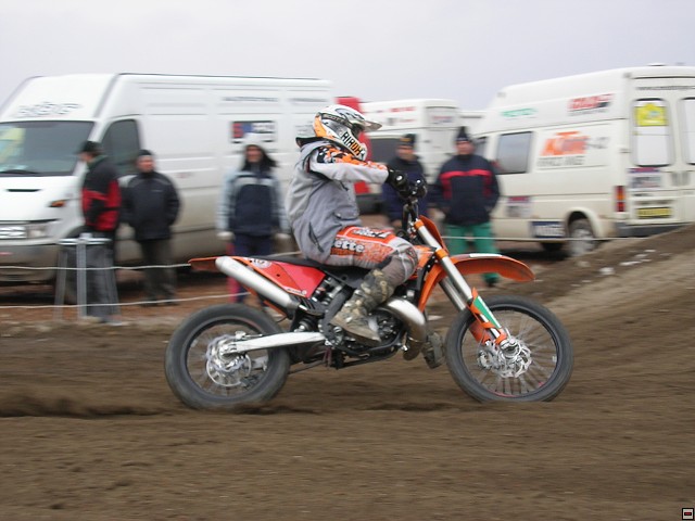 img00004.jpg