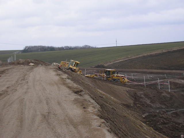 img00008.jpg