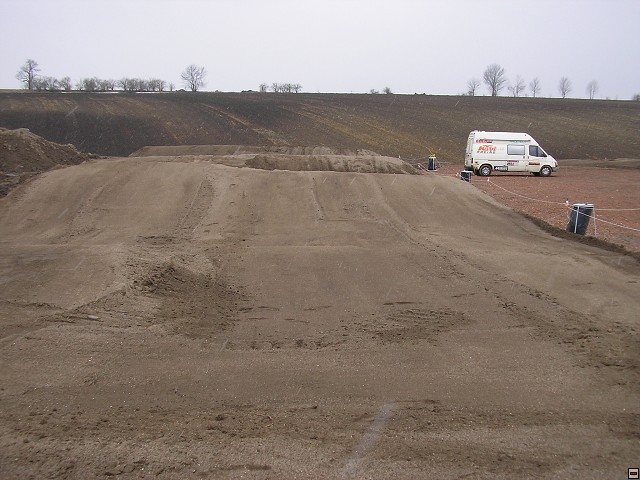 img00014.jpg