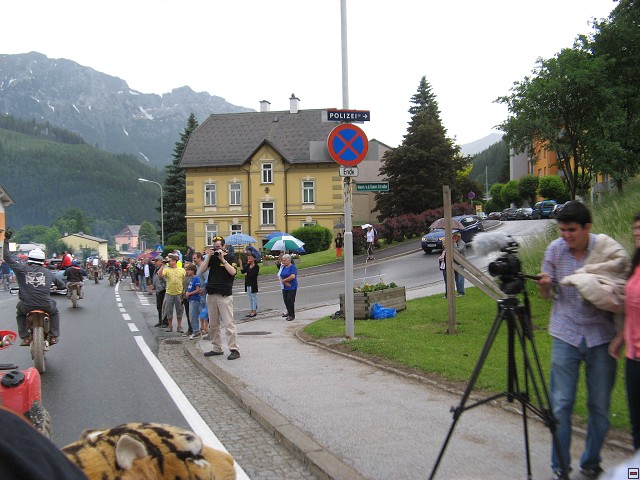 img00027.jpg