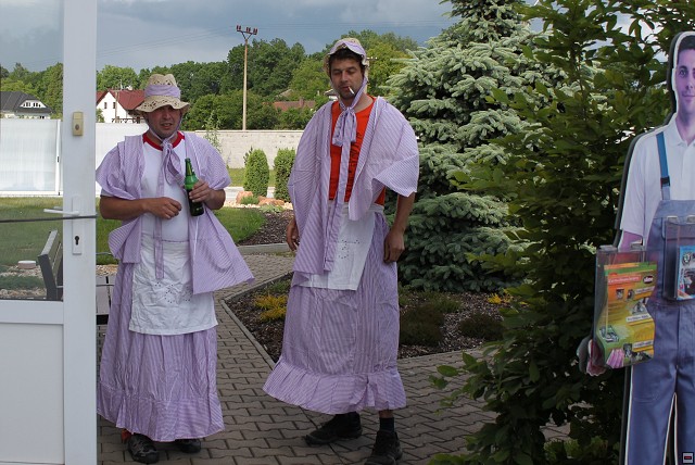 img00002.jpg