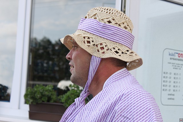 img00004.jpg