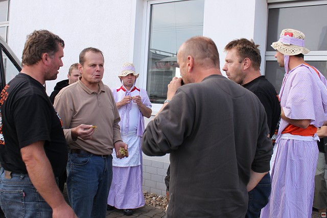 img00015.jpg