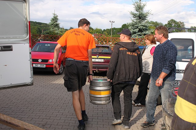 img00018.jpg