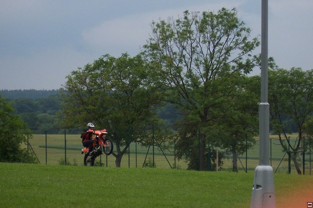 img00006.jpg