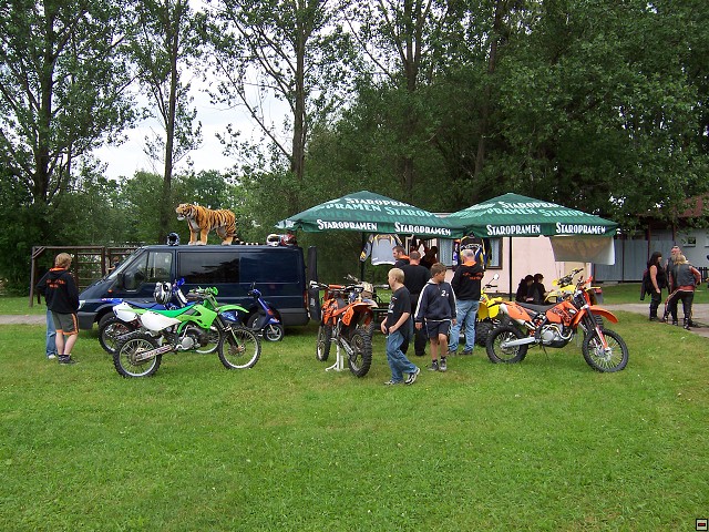 img00007.jpg