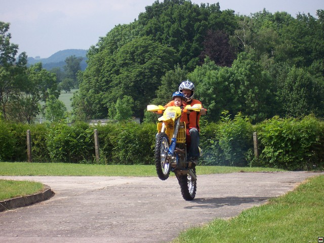 img00014.jpg