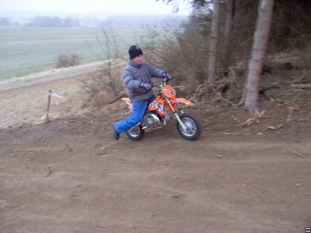 img00107.jpg