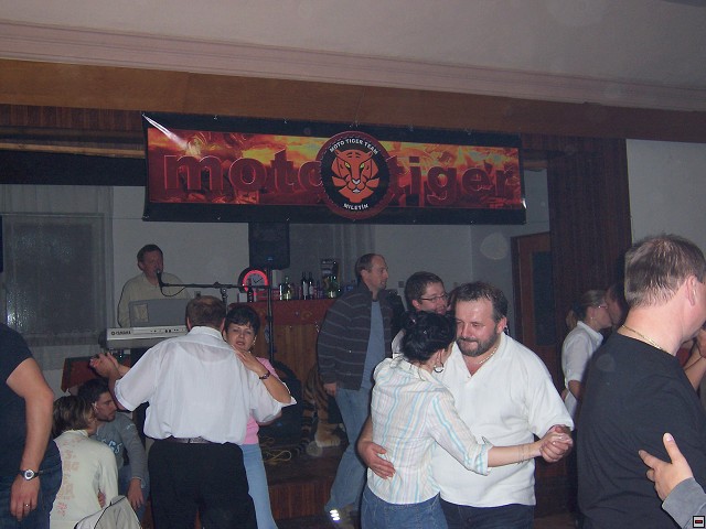 img00003.jpg