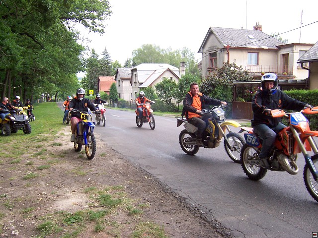 img00004.jpg