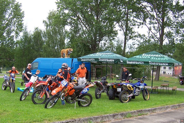 img00011.jpg