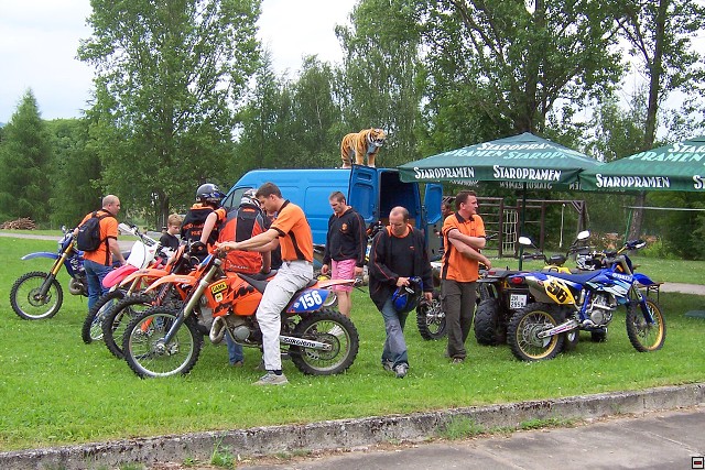 img00012.jpg