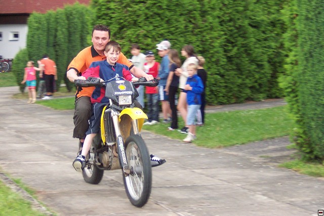 img00206.jpg