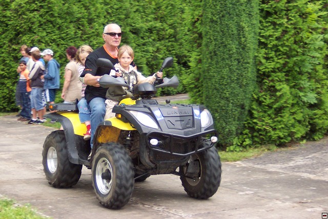 img00215.jpg