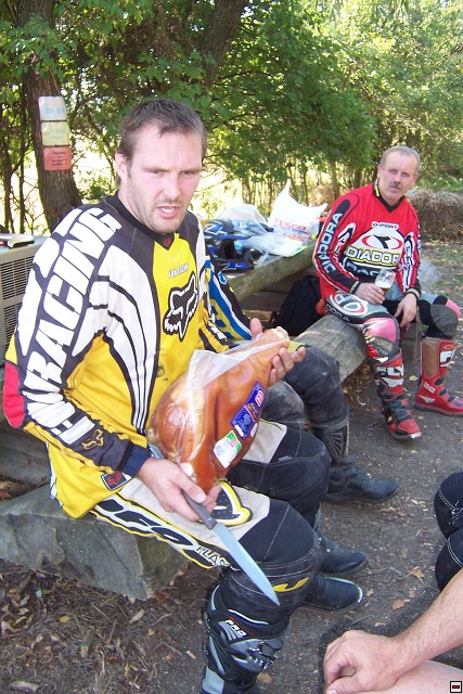 img00098.jpg