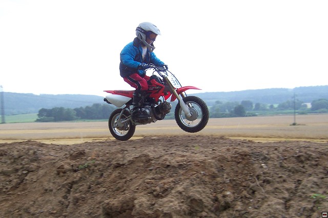 img00004.jpg