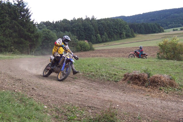img00017.jpg