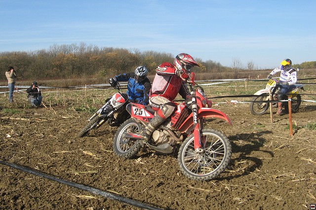 img00019.jpg