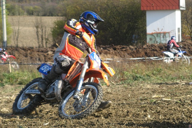 img00021.jpg