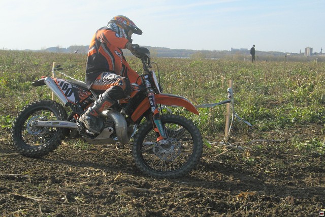 img00022.jpg