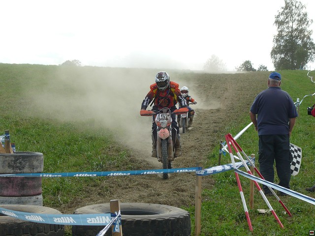 img00021.jpg