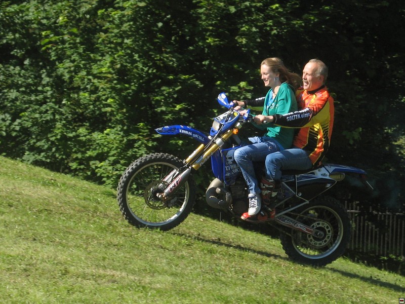 img00207.jpg