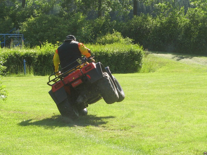 img00211.jpg