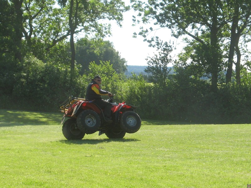 img00212.jpg