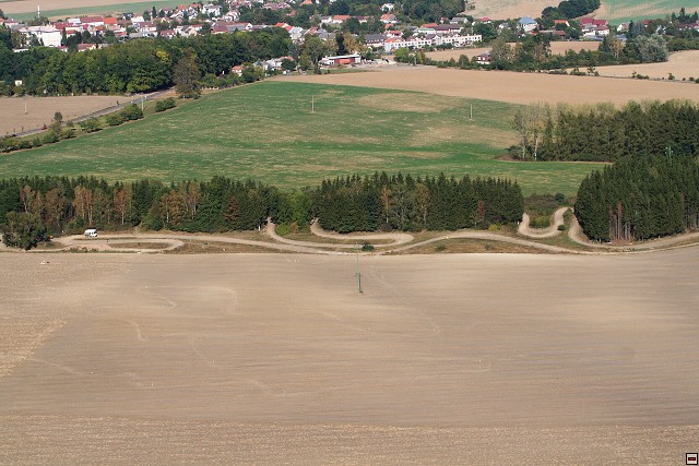 img00006.jpg