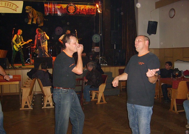 img00005.jpg
