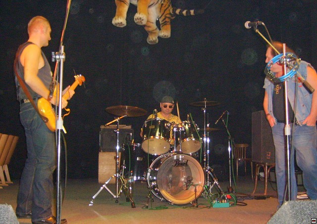 img00015.jpg