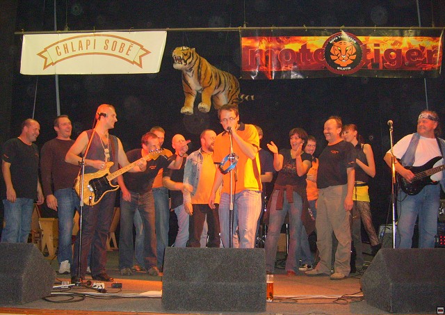 img00033.jpg